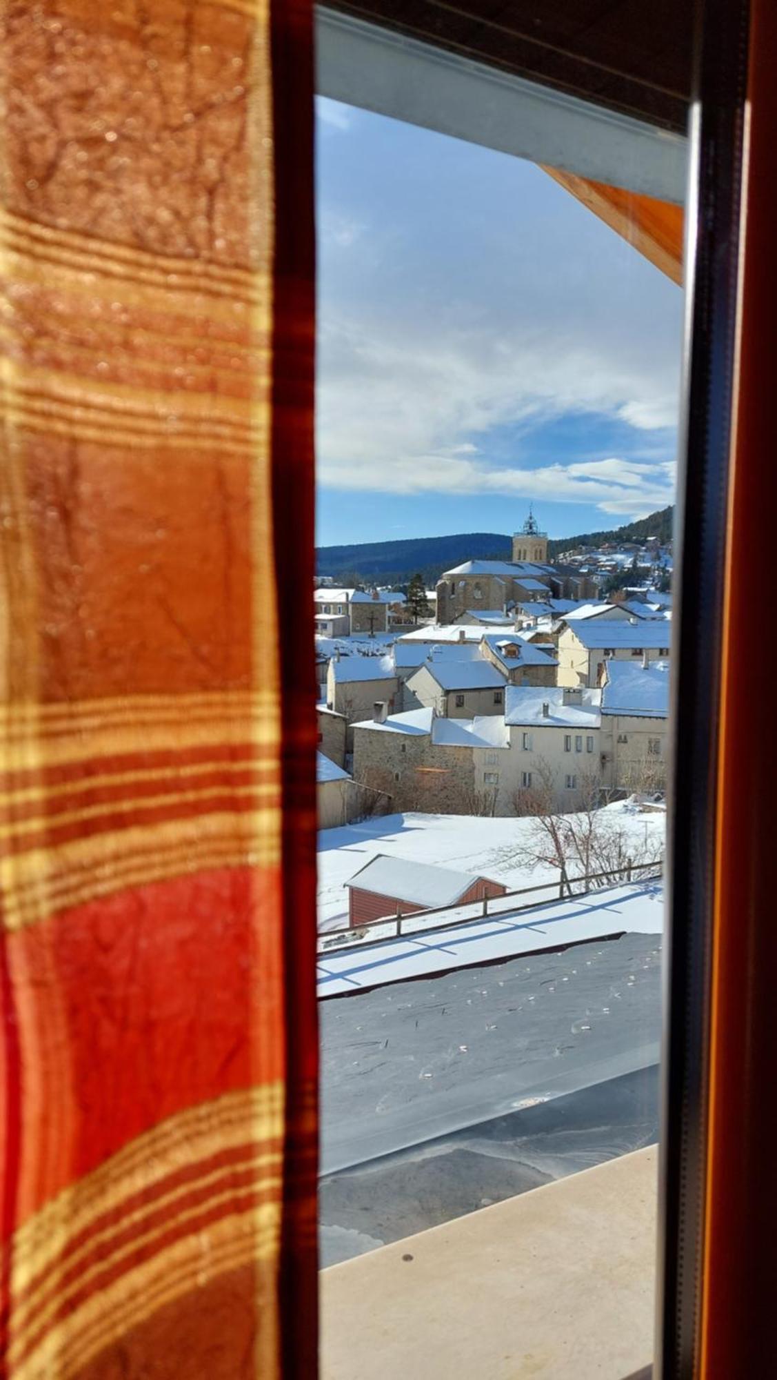L'Etoile Du Berger Aparthotel เลส์ อองเจลส์ ภายนอก รูปภาพ
