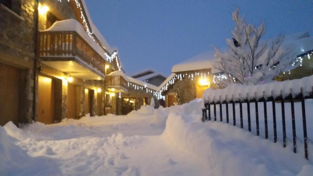 L'Etoile Du Berger Aparthotel เลส์ อองเจลส์ ภายนอก รูปภาพ
